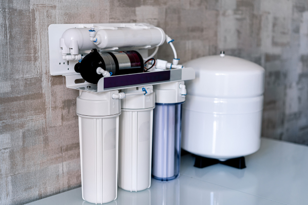 A multi-stage water filtration system for thorough water quality protection. 